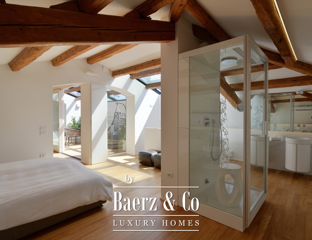Prestigious 490 m² Residence with Versatile Second Unit in the Historic Heart of Forlì image
