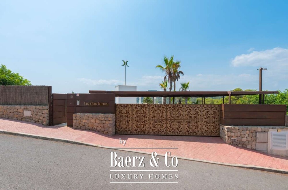 Beautiful luxury home in Roca Llisa, Roca Llisa image