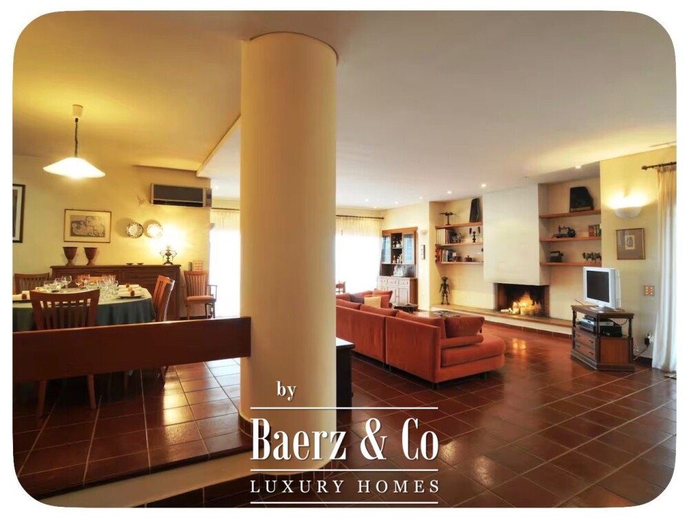 Anavyssos | Sea-View Villa with 200 m² Pool on 4,000 m² image