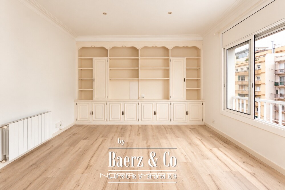 Apartment for sale in Les Corts image