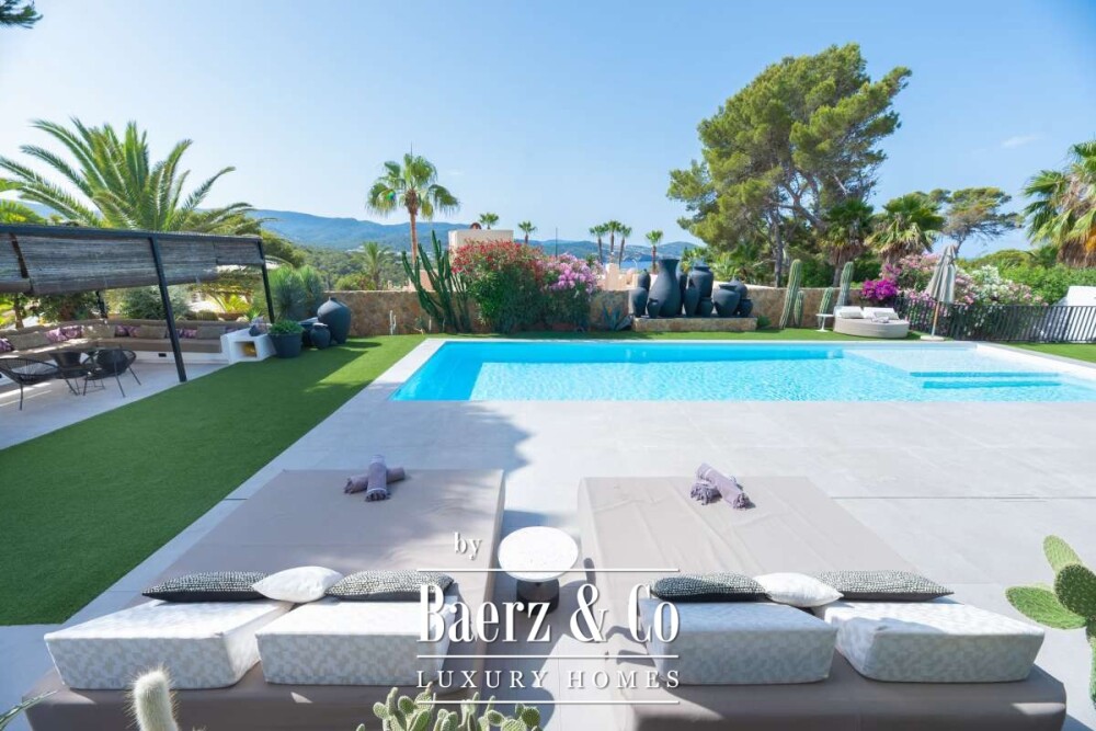 Beautiful luxury home in Cala Conta, Cala Conta image