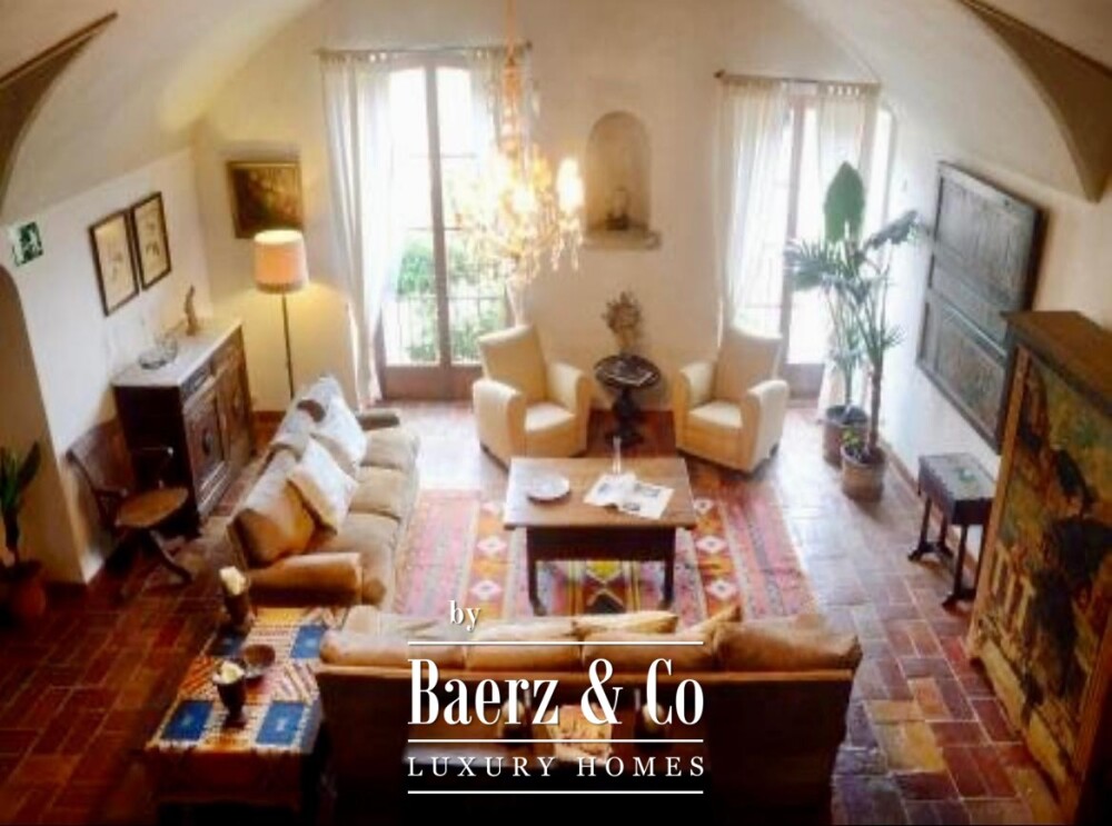 Historic Palace with Hotel Licence in Monells image