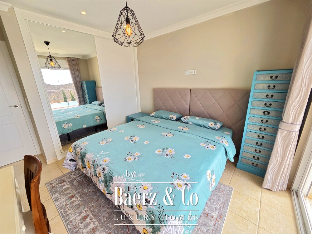 Exclusive villa situated in prestigious residential area Tenerife image