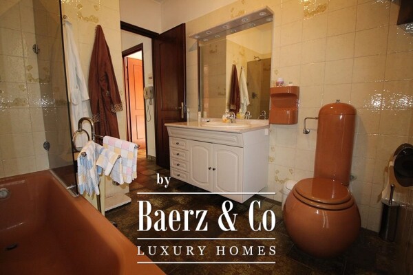 photo 37 Villa for sale 233 m²