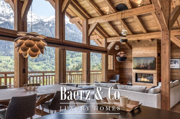 photo 2 New 5 Bedroom Chalet - Ideally Located - Near Village Centre