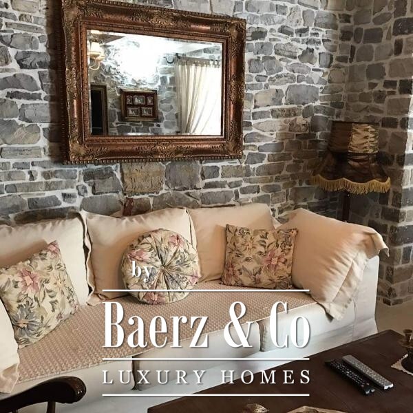 photo 11 Waterfront Villa with Beach & Pool