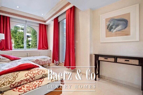 photo 26 Magnificent property close to the sea in Cap D'Antibes.