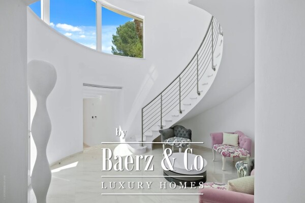 photo 18 Villa with view on Castelleras Castle