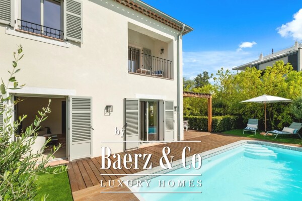 photo 3 Magnificent villa close to the pine forest and beaches