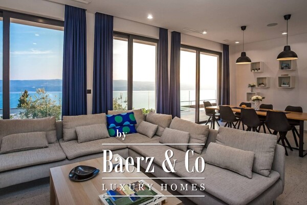 photo 15 Omis, luxury villa with pool and panoramic views