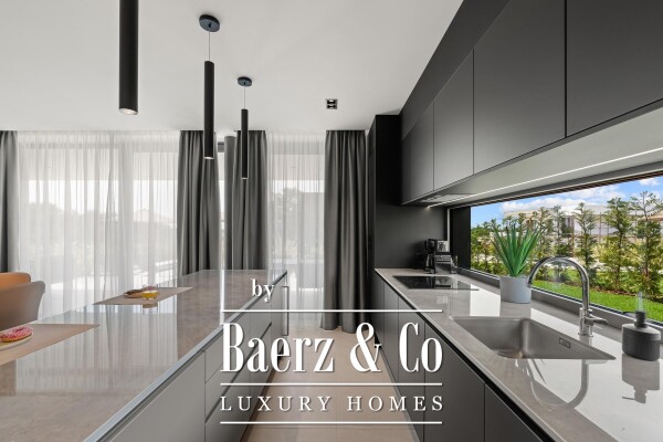 photo 11 Istria, Poreč, elegant Villa with pool and sea view ( V3 )