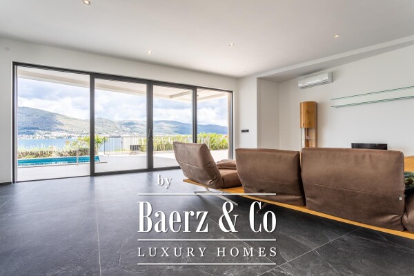 photo 7 Okrug Donji, modern villa in the second row from the sea