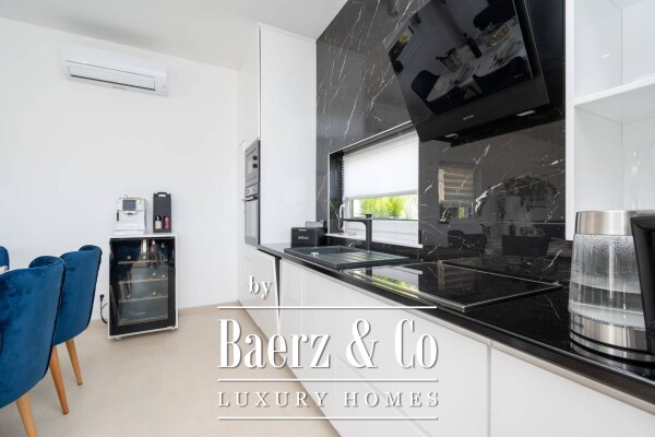 photo 15 Pat, Lun, beautiful villa with pool