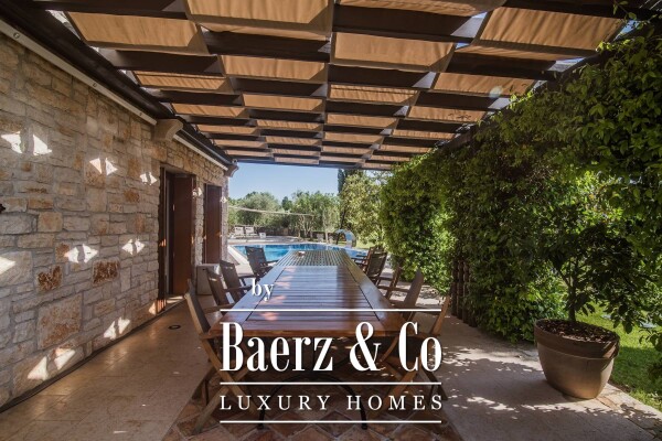 photo 29 Istra, Šorići, luxury and charming Stone House 388m² with heated Pool and Lush Gardens