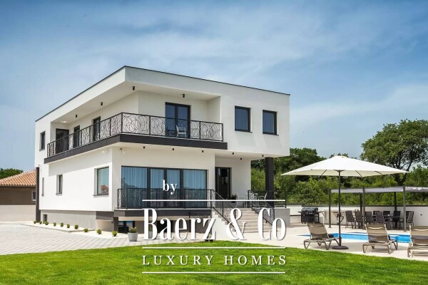 photo 3 Štinjan, luxury villa with pool and spacious garden
