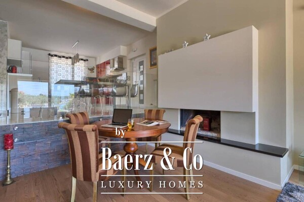 photo 10 Pula, beautiful villa with the best position - first row to the sea