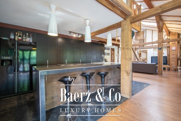 photo 9 TRADITIONAL SEMI-DETACHED FARM HOUSE - WITH GARDEN