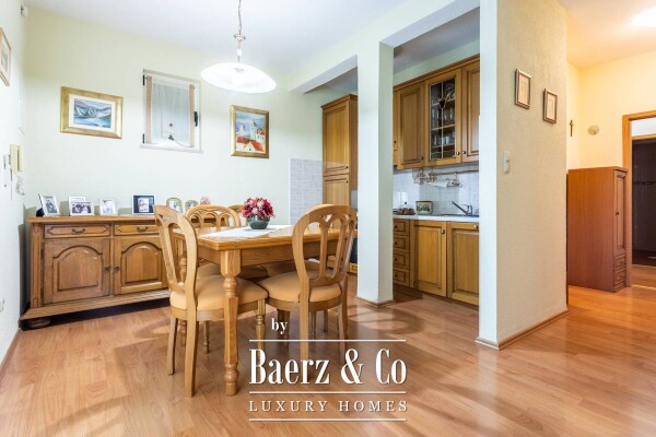 photo 13 Omiš, apartment house near the beach