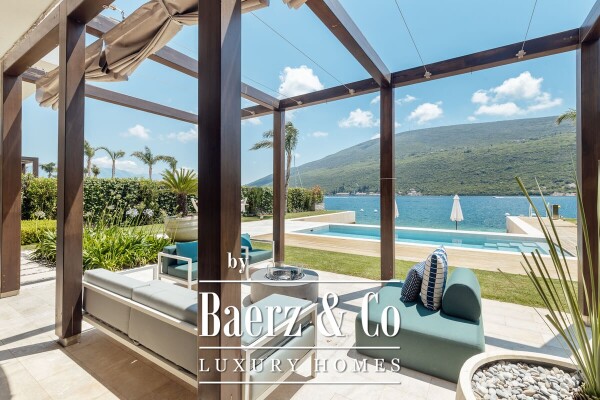 photo 7 Modern Villa in Luxury Resort with private Beach, Pool and Jetty