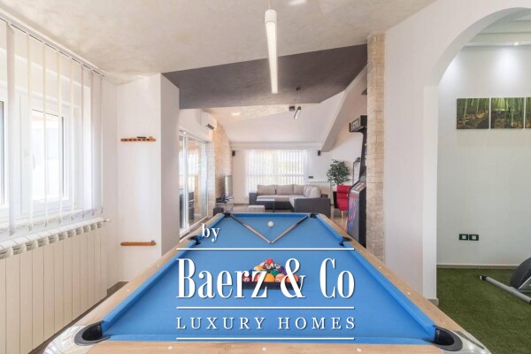 photo 25 Valtura, a luxury villa with a heated pool and a large garden, a rarity on the market