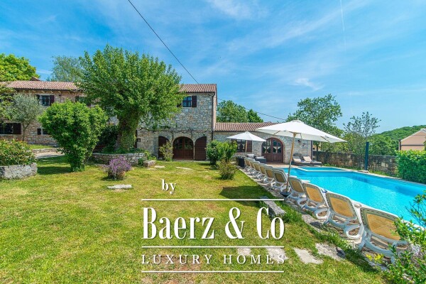 photo 28 Žminj, a luxurious stone villa in the center of Istria