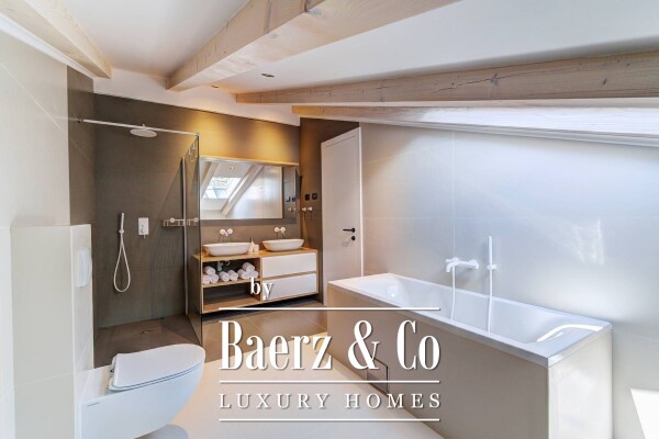 photo 6 Opatija, Volosko, luxurious four-bedroom apartment in the first row to the sea, NKP 132,51 m2