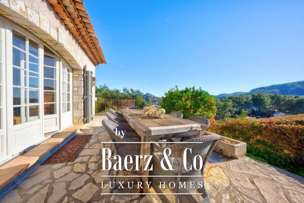 photo 25 Mandelieu's hill - Provencal-style villa - Sea view