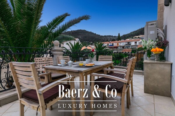 photo 3 Vis, beautiful stone villa, 1st row by the sea, unique on the market