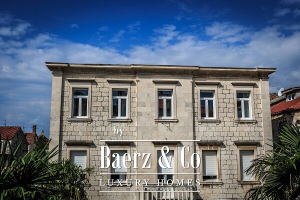 photo 2 Beautiful luxury apartment in the center of Trogir