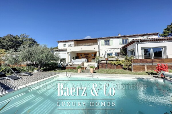 photo 3 Beautiful Recent Villa with Open Views, Tranquility, and Poo