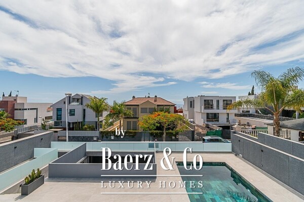 photo 30 Maravillosa villa recién terminada en Costa Adeje