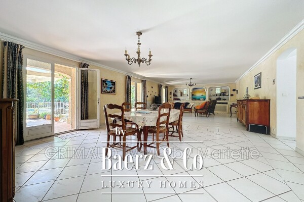 photo 10 Single-story home in a quiet area with a pool, 4 bedrooms, a