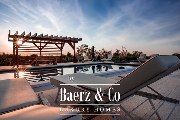 photo 12 Aljmaš, villa with three swimming pools and a view of the Danube, 25104 m2 garden