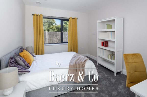 photo 28 Capri Lodge, Midleton, Co. Cork