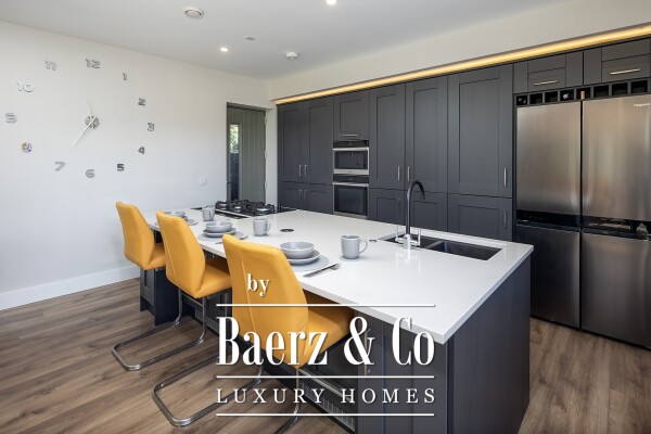 photo 15 Capri Lodge, Midleton, Co. Cork