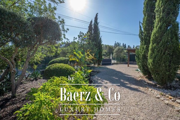 photo 17 Beautiful luxury home in Santa Bárbara de Nexe, Countryside