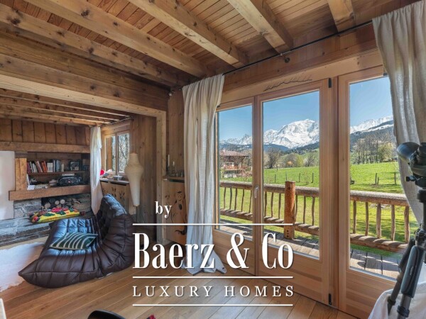 photo 6 6-BEDROOM CHALET - PANORAMIC VIEWS OF MONT-BLANC