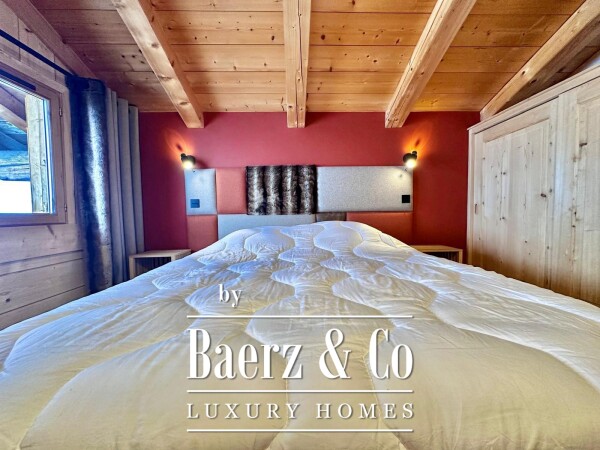 photo 6 4 BEDROOM APARTMENT- ON THE SLOPES