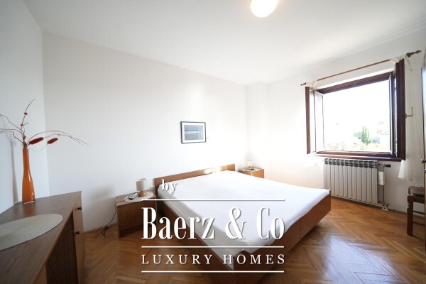 photo 10 Zadar, Diklo villa first row to the sea divided into three floors 377 m²