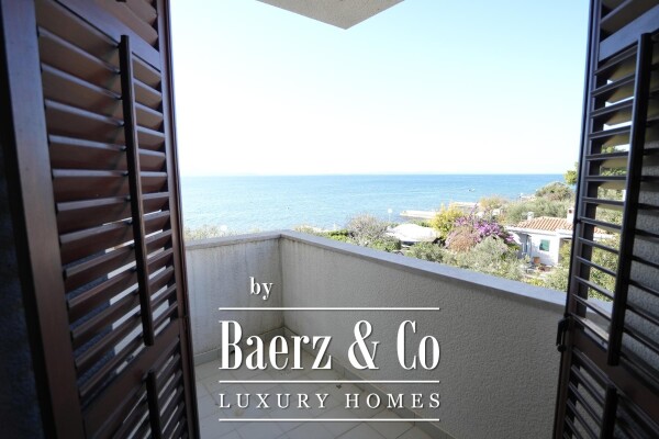 photo 13 Zadar, Diklo villa first row to the sea divided into three floors 377 m²