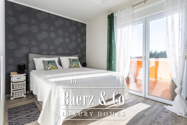 photo 9 Vodice, spacious house with apartments and a swimming pool