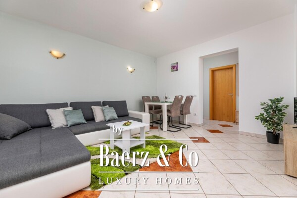 photo 5 Malinska, Renovated House with Three Apartments, 280.72 m², 800m from the Sea