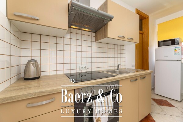 photo 8 Malinska, Renovated House with Three Apartments, 280.72 m², 800m from the Sea