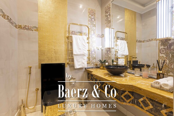 photo 15 Captivating Luxury Signature Villa