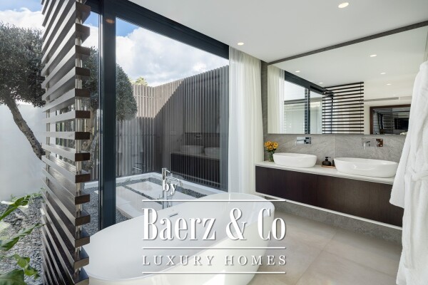 photo 22 Villa - Nueva Andalucia - Marbella - Ref: 8592