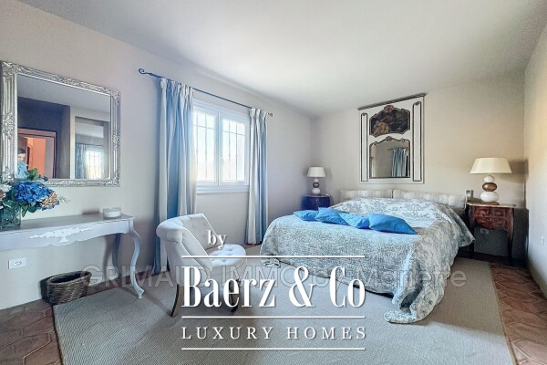 photo 8 beautiful property with 5 bedrooms, swimming pool and poolho