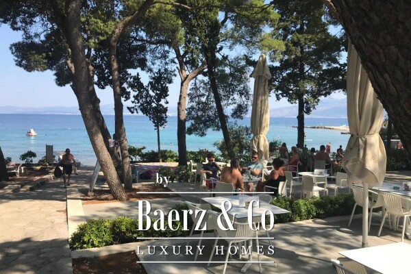 photo 20 Brač, Supetar, a house with a total area of 372 m² located on a plot of 411 m².