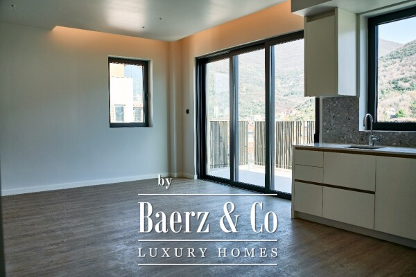 photo 8 Luxurious Two Bedroom Apartment in Tivat close to the Sea