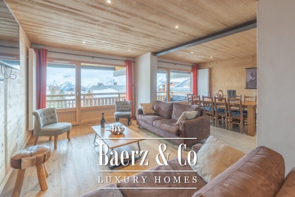 photo 2 CHALET HEART OF THE RESORT - UNIQUE OPPORTUNITY