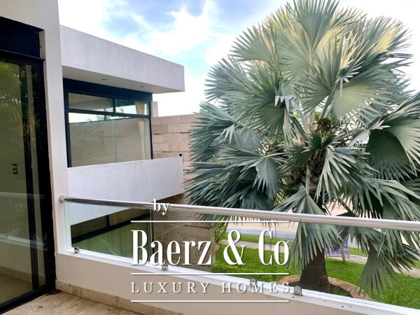 photo 2 Magnificent modern home in the exclusive Yucatan Country Club